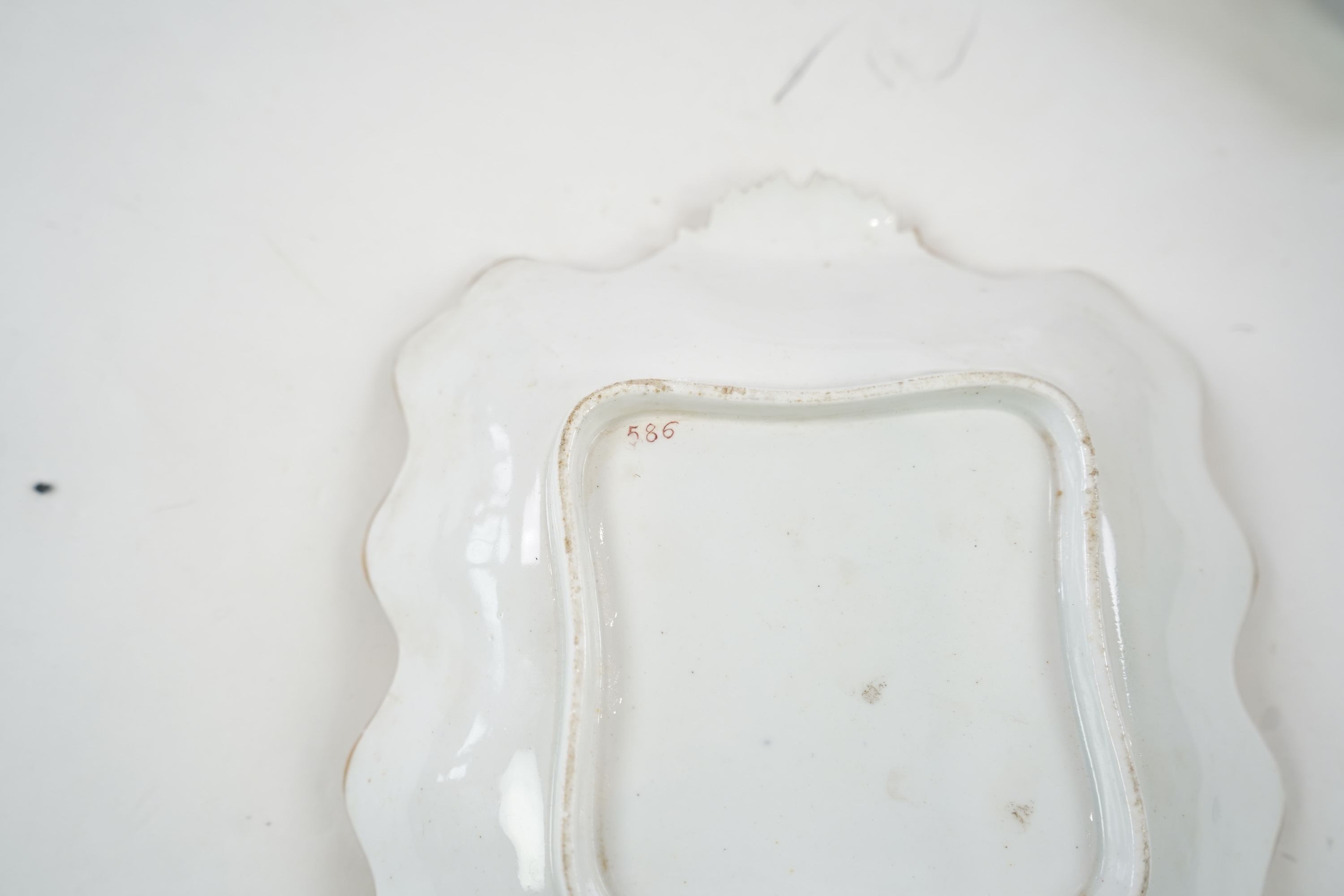 An English porcelain part dessert service, c.1825